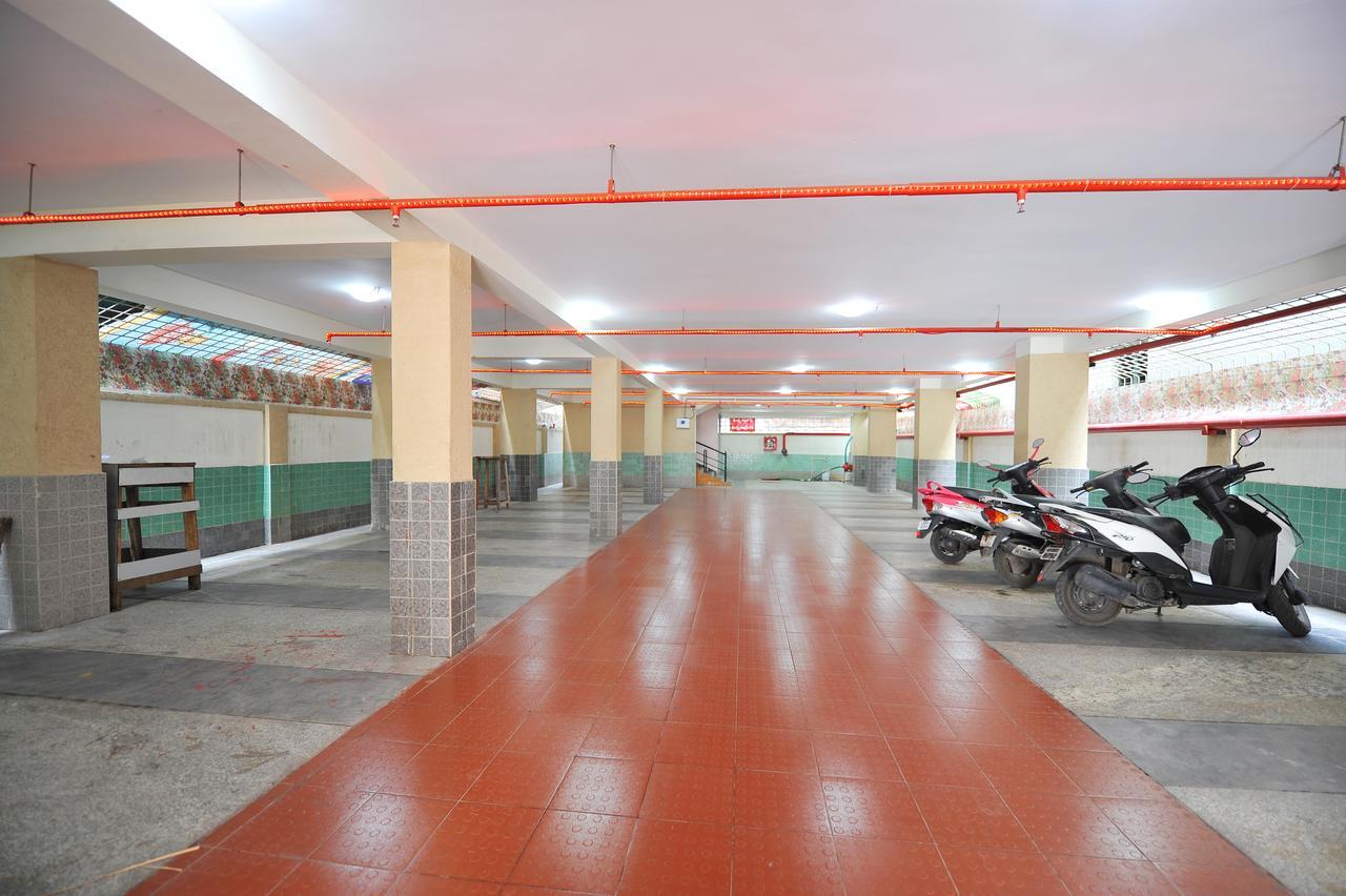 Shree Lakshmi Guest House Visakhapatnam Esterno foto