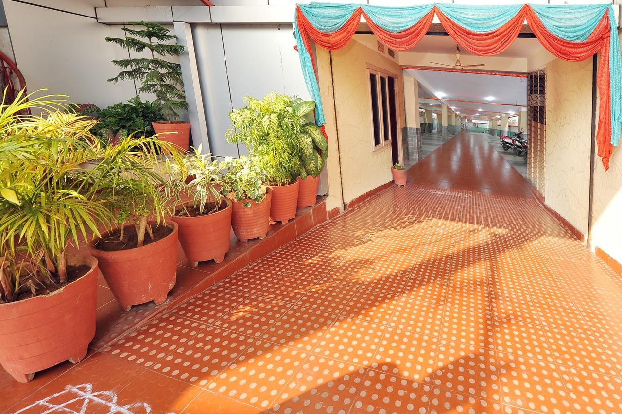 Shree Lakshmi Guest House Visakhapatnam Esterno foto